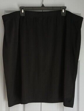 Avenue Women's Size 26/28 Skirt Jet Black